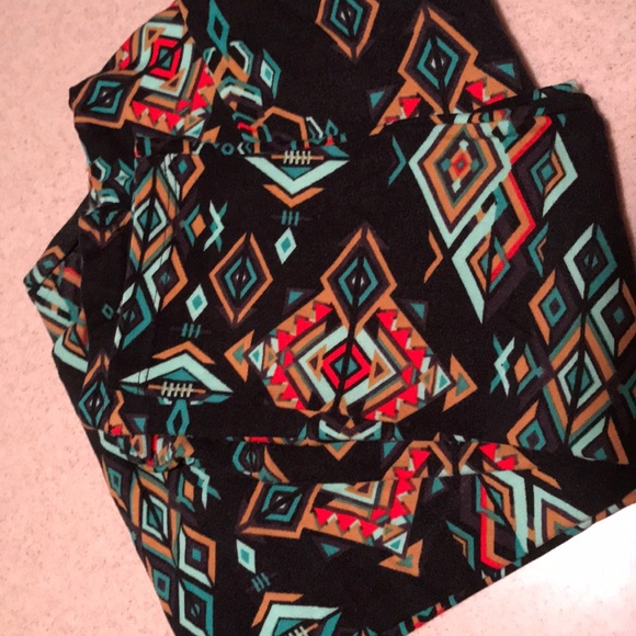 Pants - LulaRoe TC Leggings